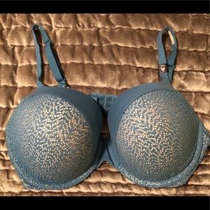 NWT Victoria’s Secret bra